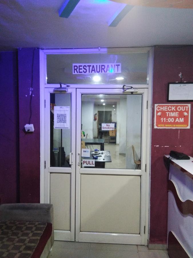 Hotel Manali Residency Gandhinagar Buitenkant foto